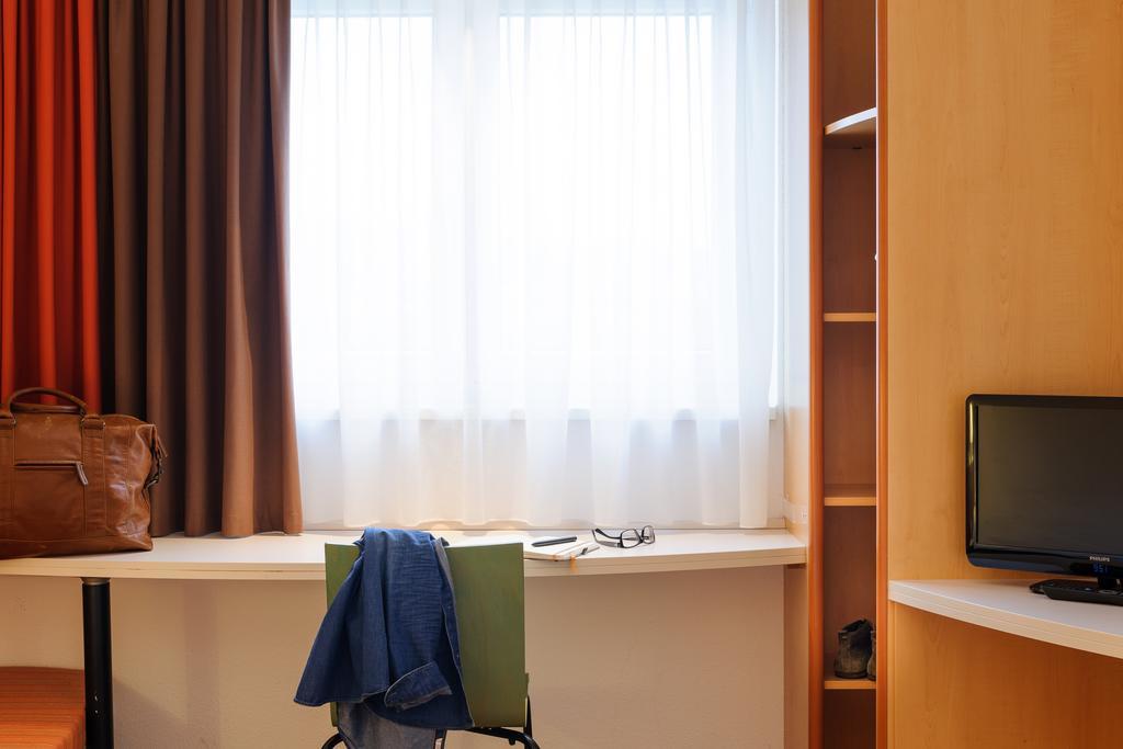 Ibis Berlin Dreilinden Hotel Kleinmachnow Eksteriør billede