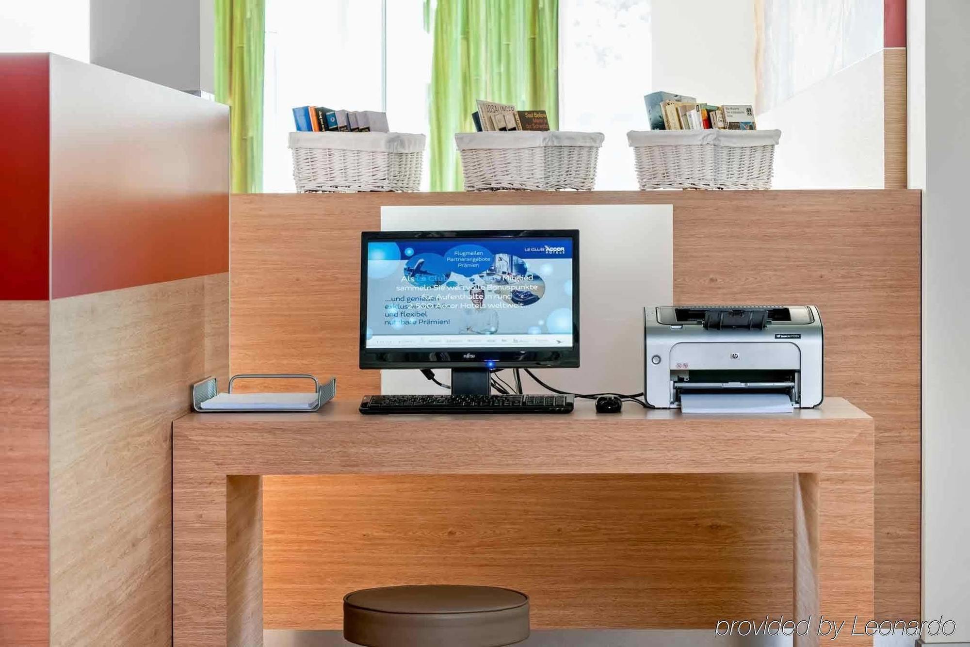 Ibis Berlin Dreilinden Hotel Kleinmachnow Eksteriør billede